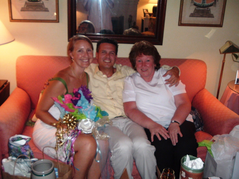 Mari, Dan, Ruthe shower 054